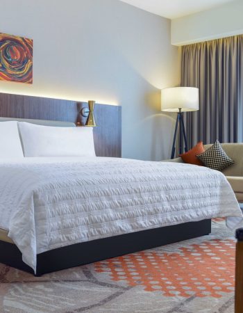 Signature Room King Bed